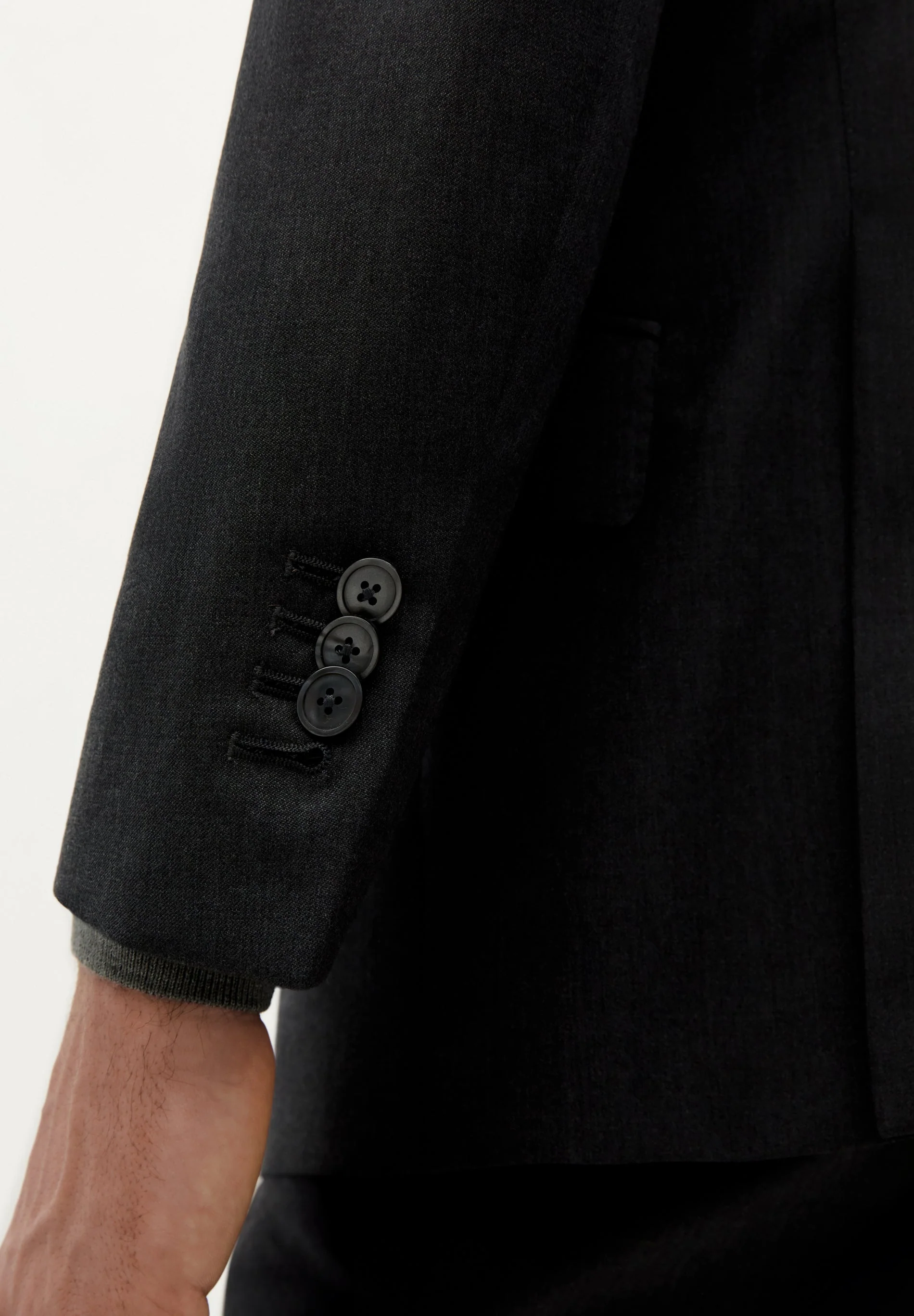 CLASSIC WOOL SUIT - Image 4