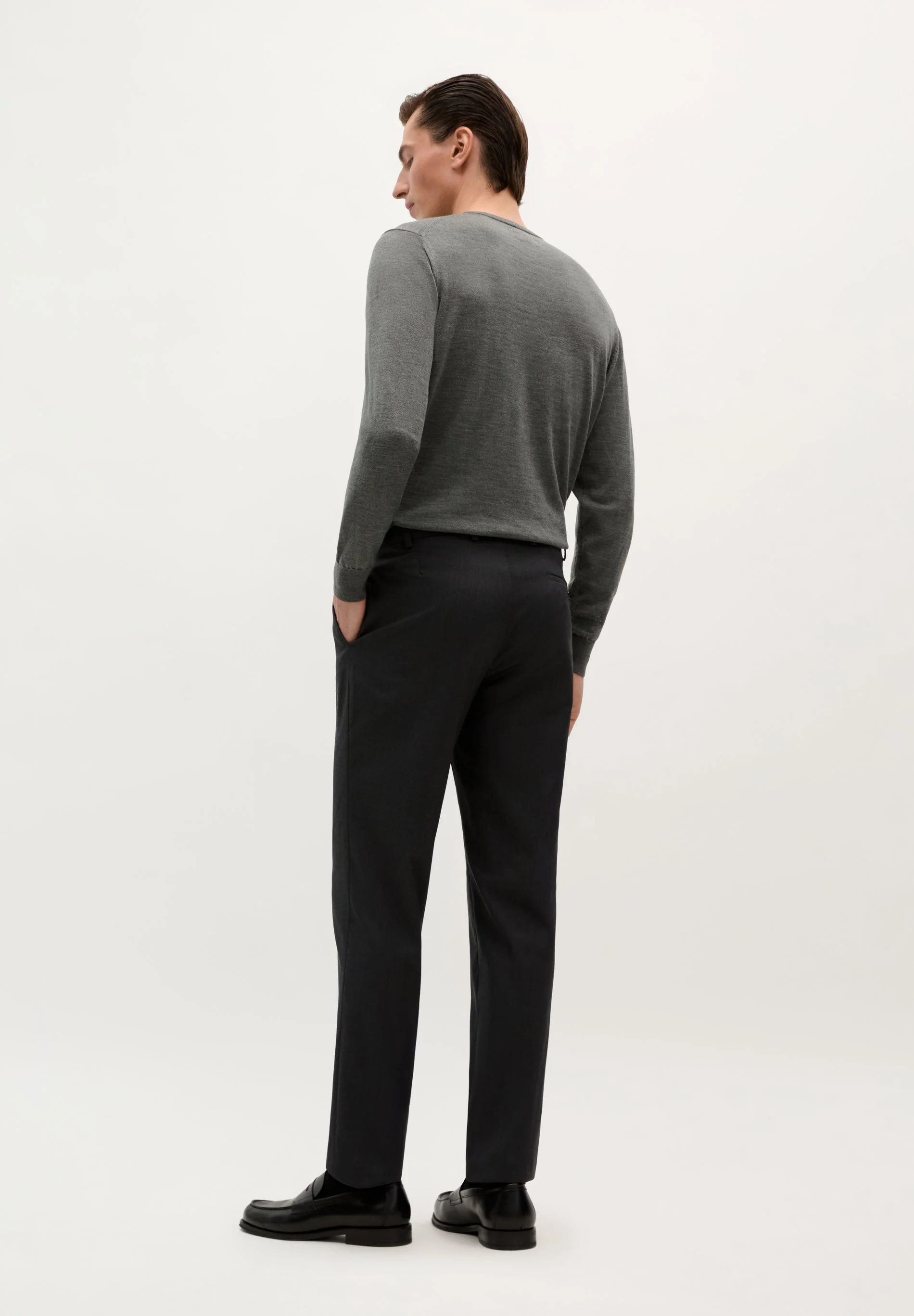 CLASSIC WOOL SUIT - Image 8