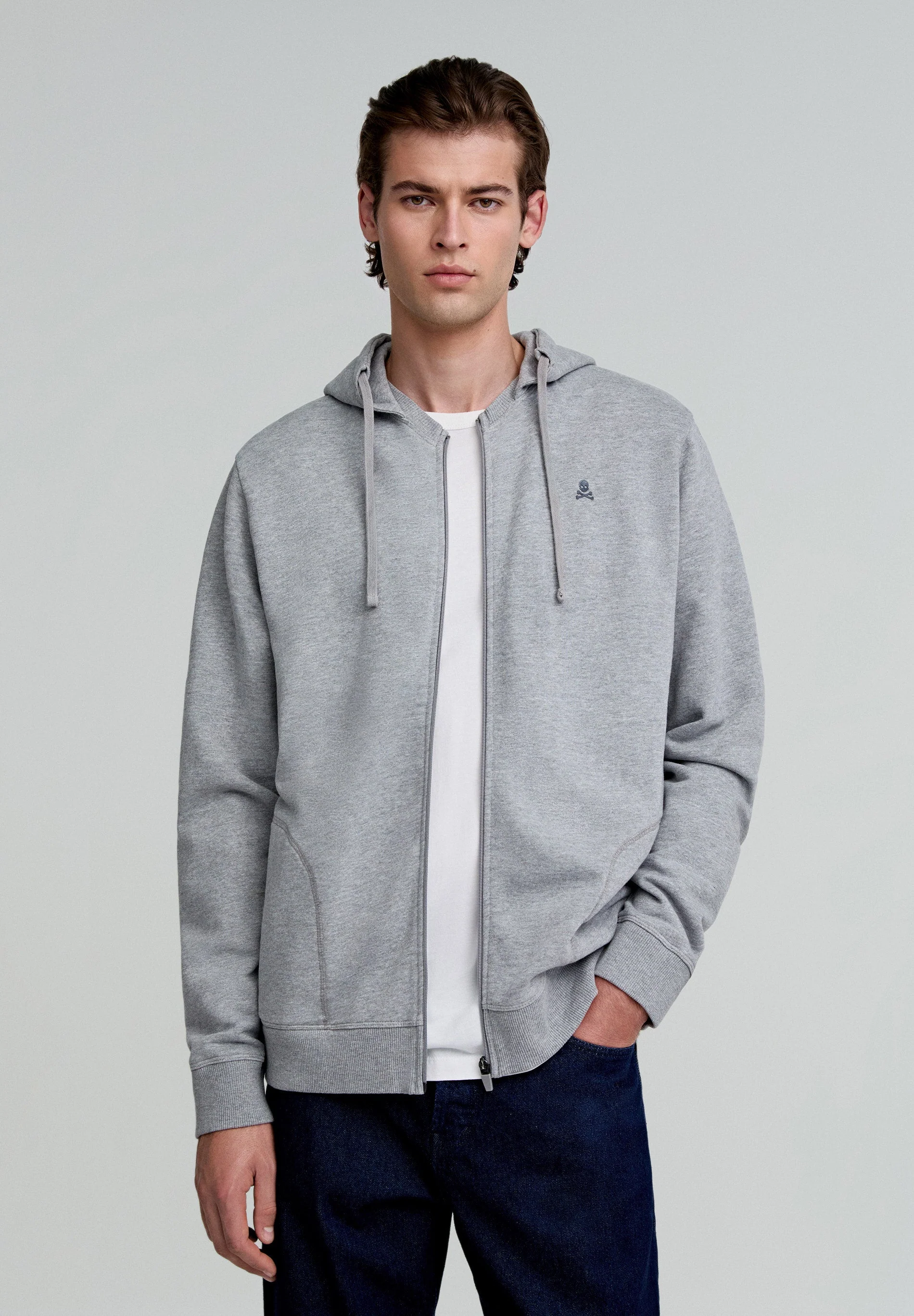 HOODIE WITH CONTRAST EMBROIDERY