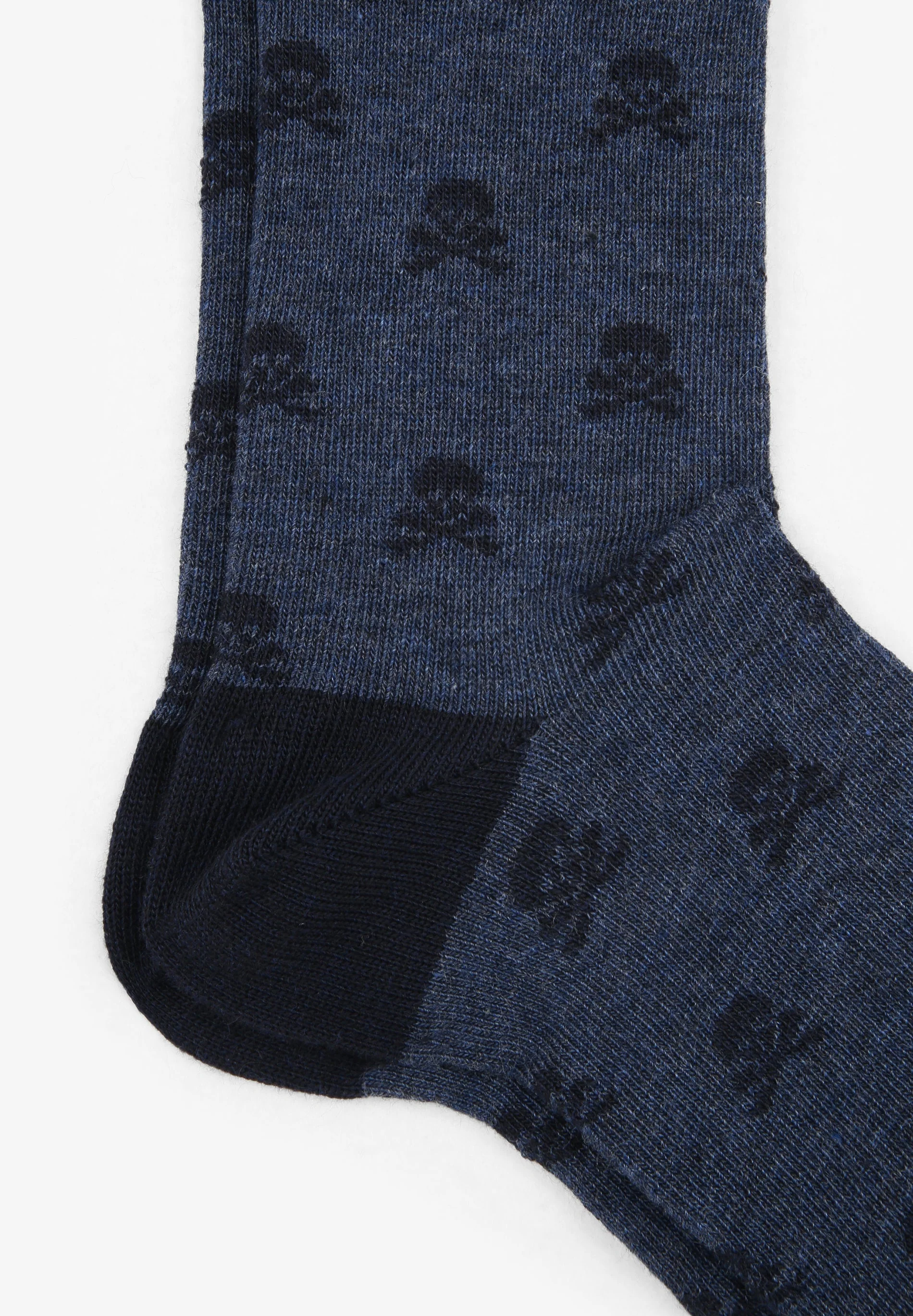 ALL-OVER SKULLS SOCKS - Image 2