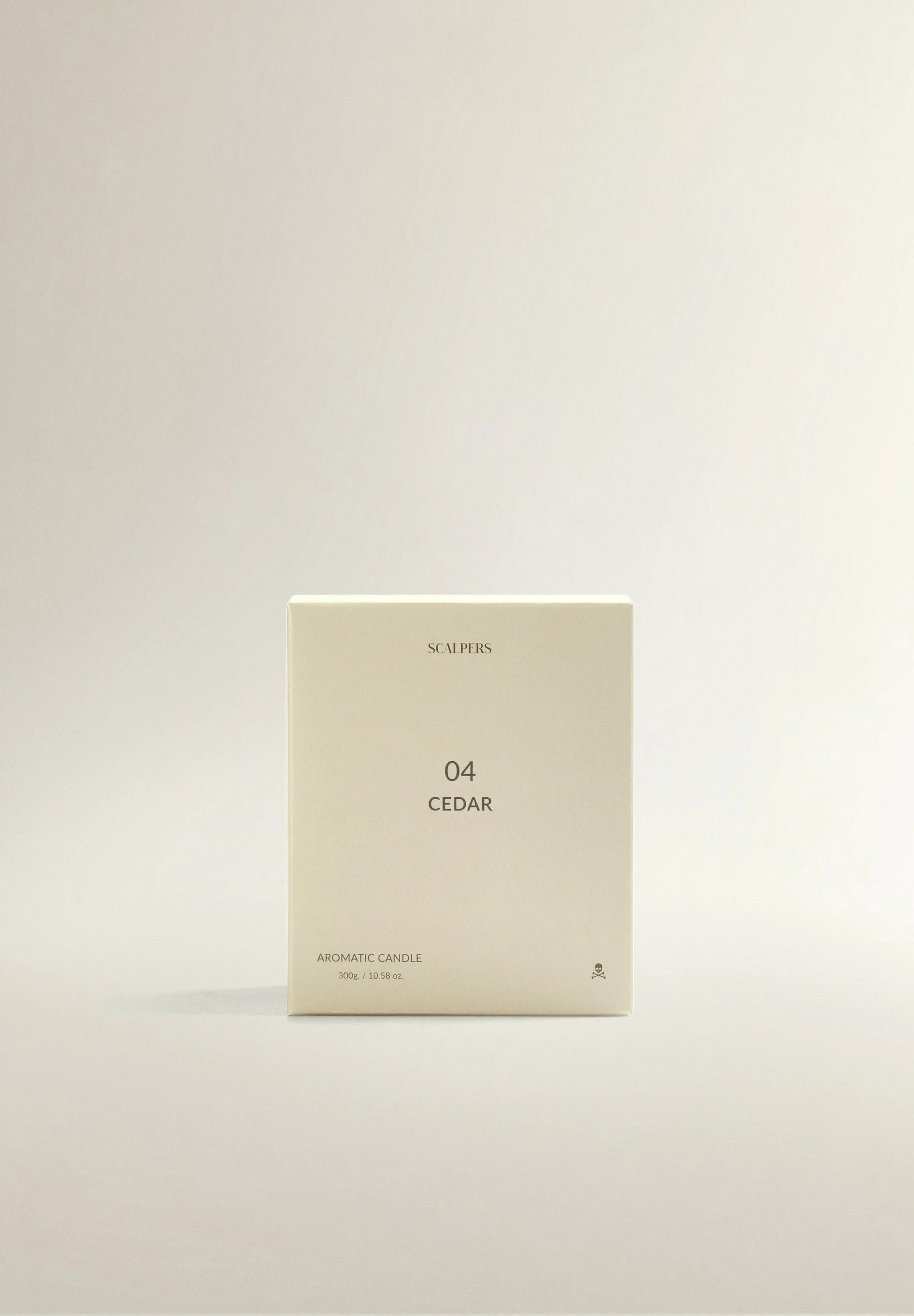 04 CEDAR 300G SCENTED CANDLE - Image 3