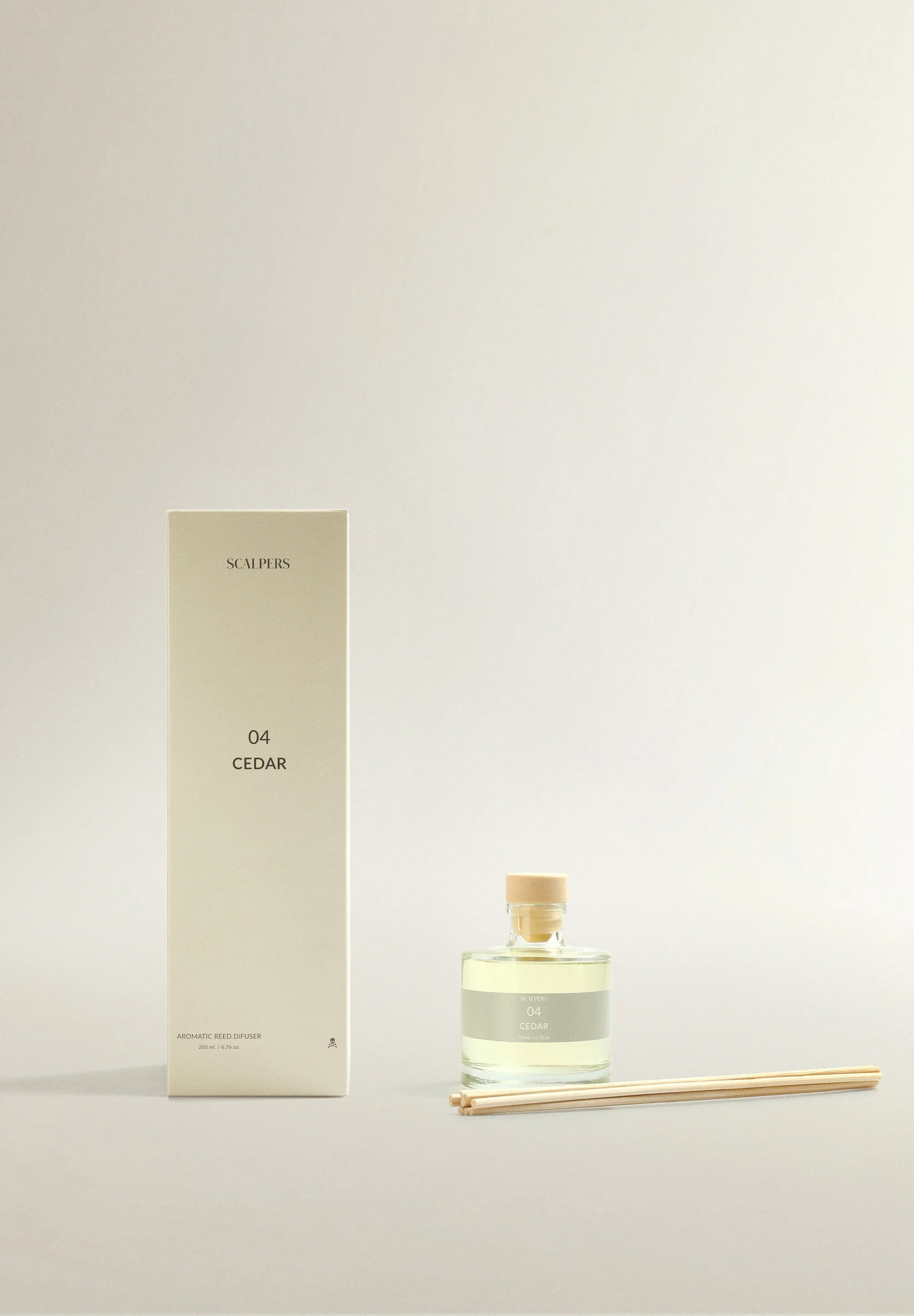 04 CEDAR 200ML MIKADO DIFFUSER - Image 2