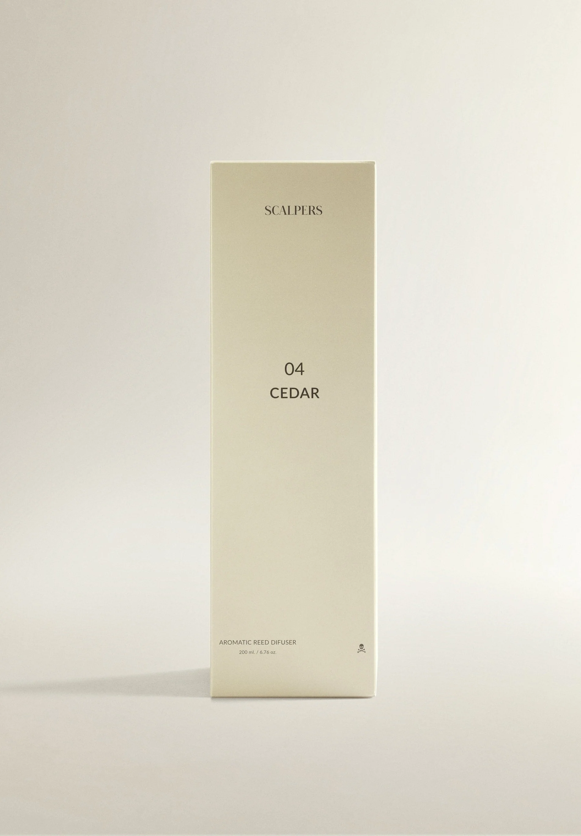 04 CEDAR 200ML MIKADO DIFFUSER - Image 3