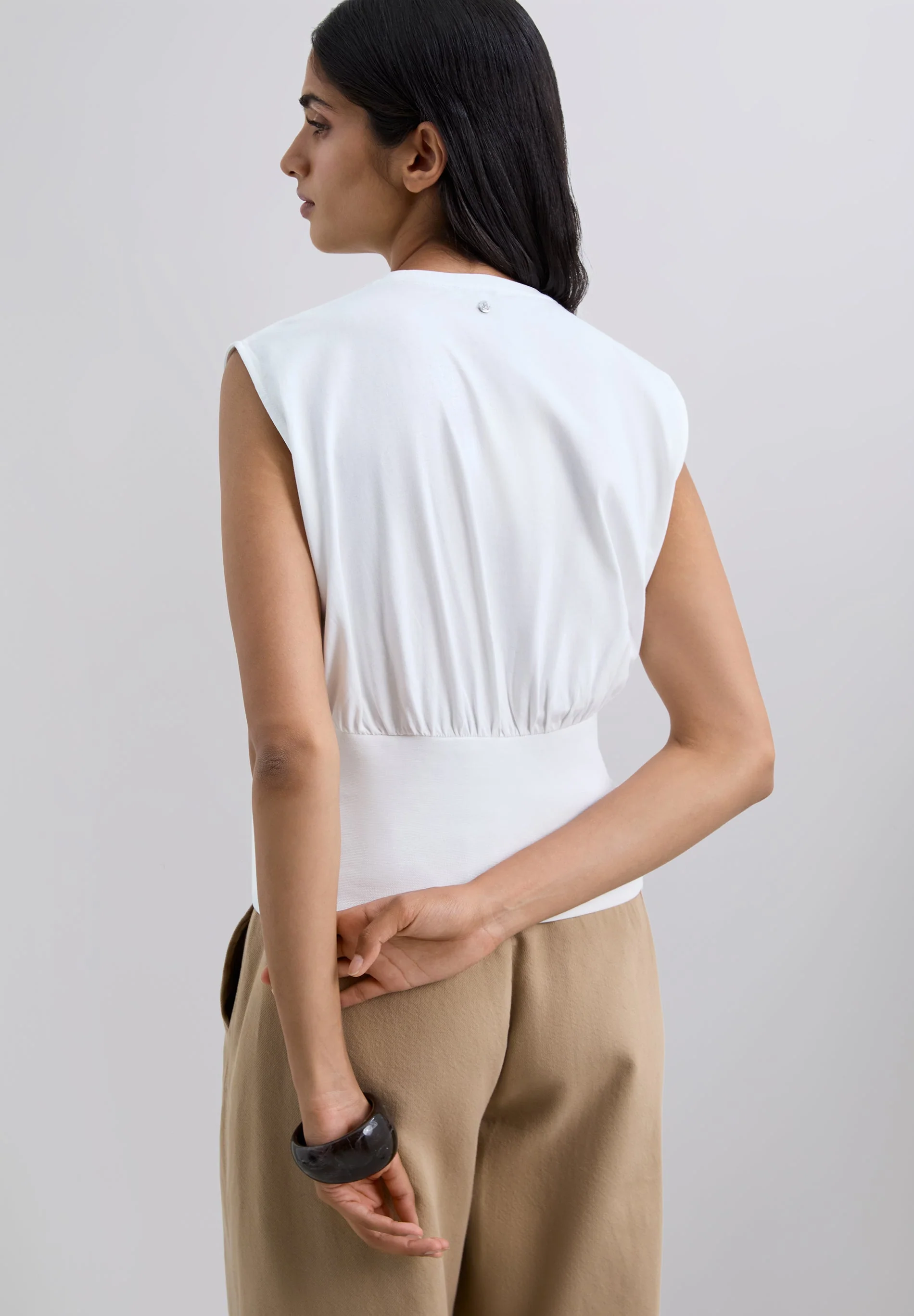 SC GATHER FIT T-SHIRT - Image 4