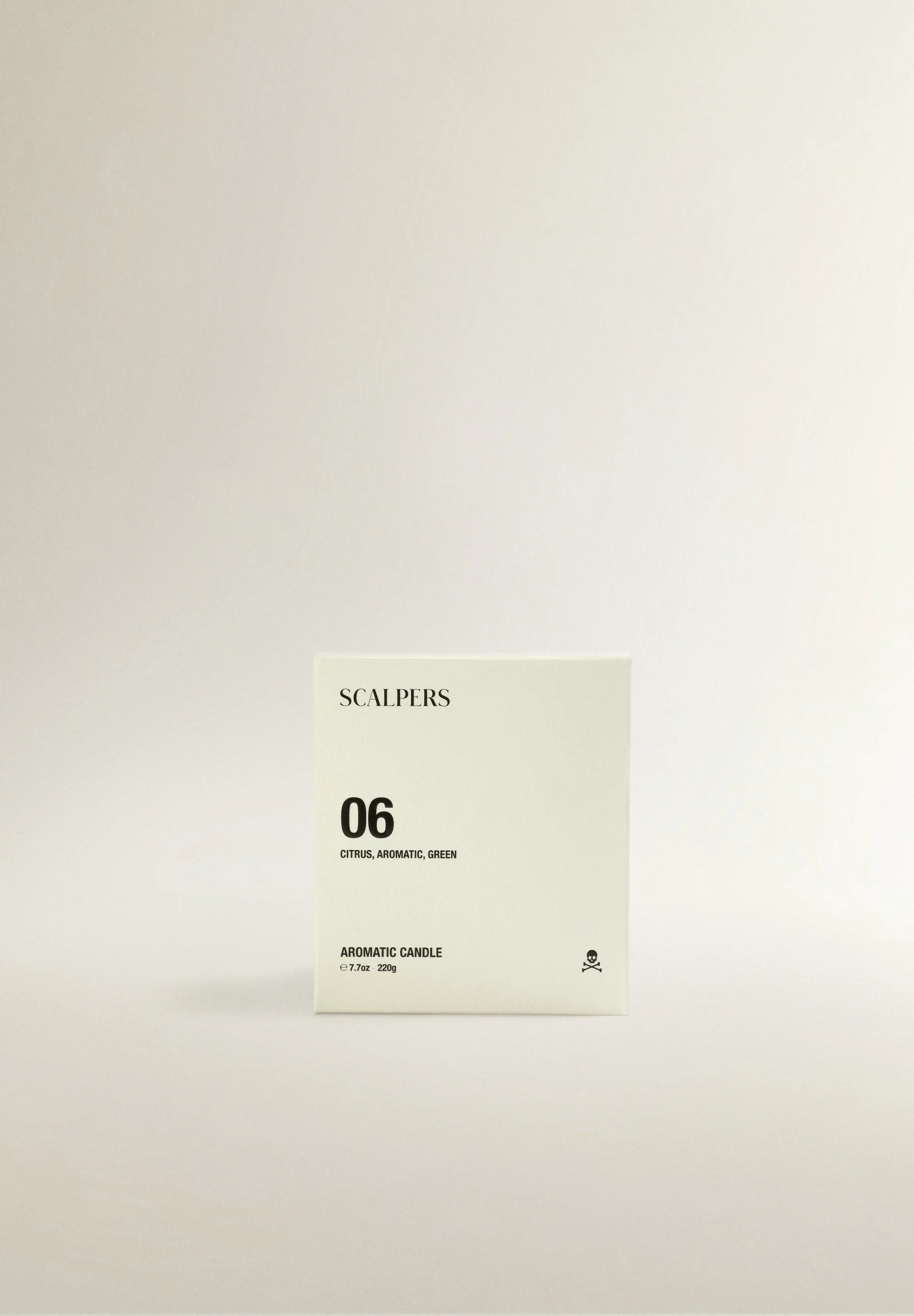 06 CITRUS, AROMATIC, GREEN 220G SCENTED CANDLE - Image 3