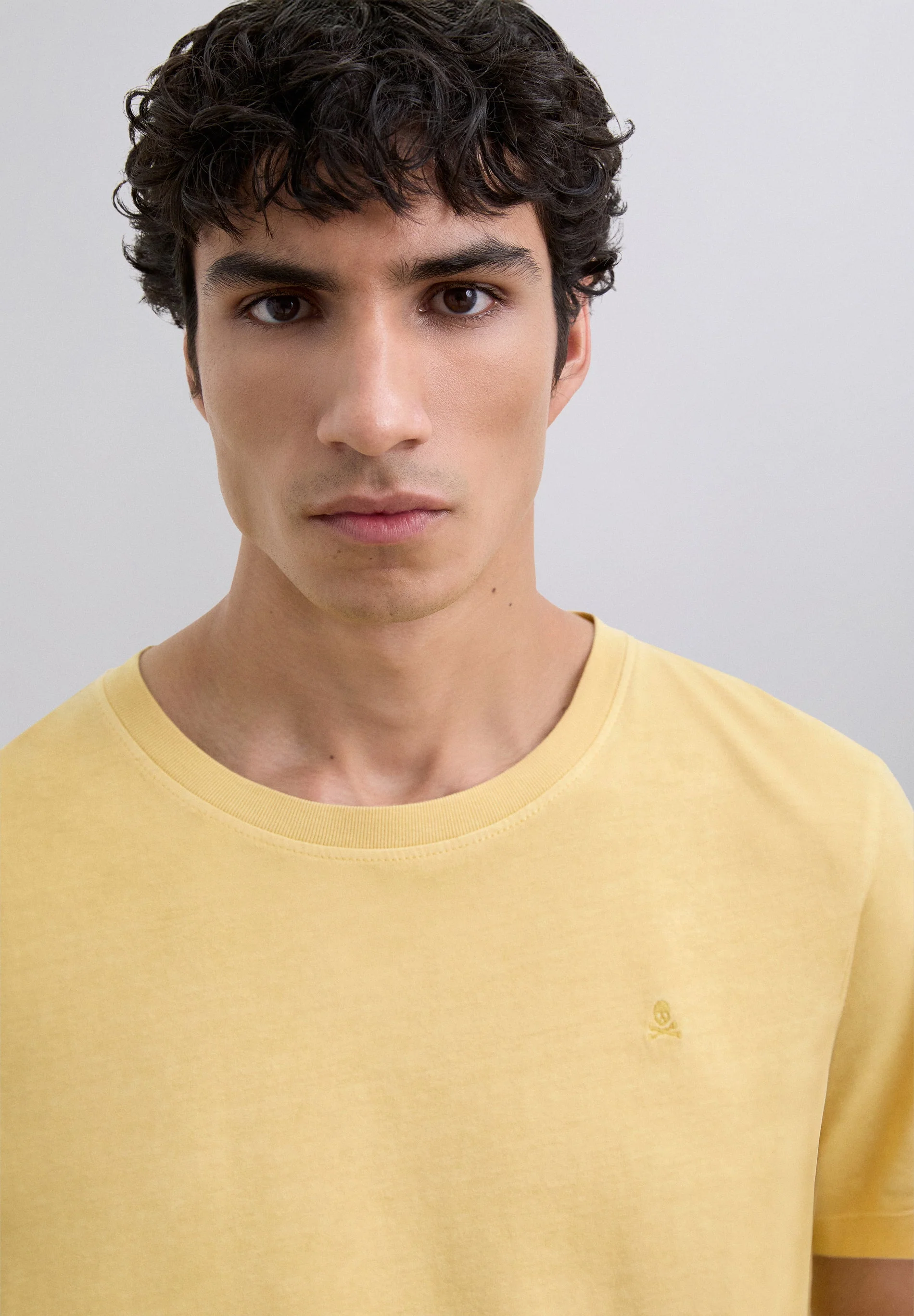 EMBROIDERED SKULL T-SHIRT - Image 2