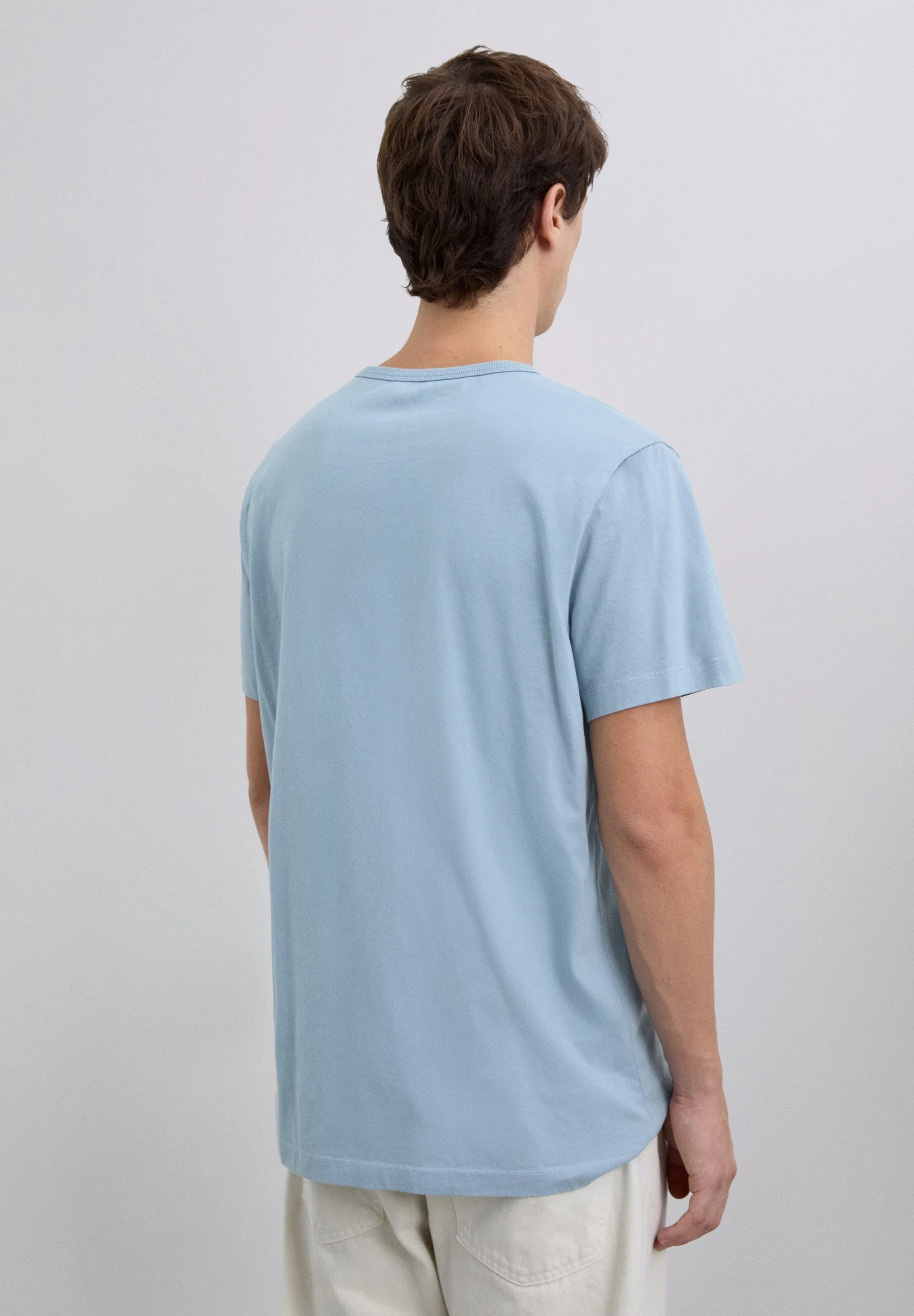 T-SHIRT WITH FRONT LOGO - Image 4