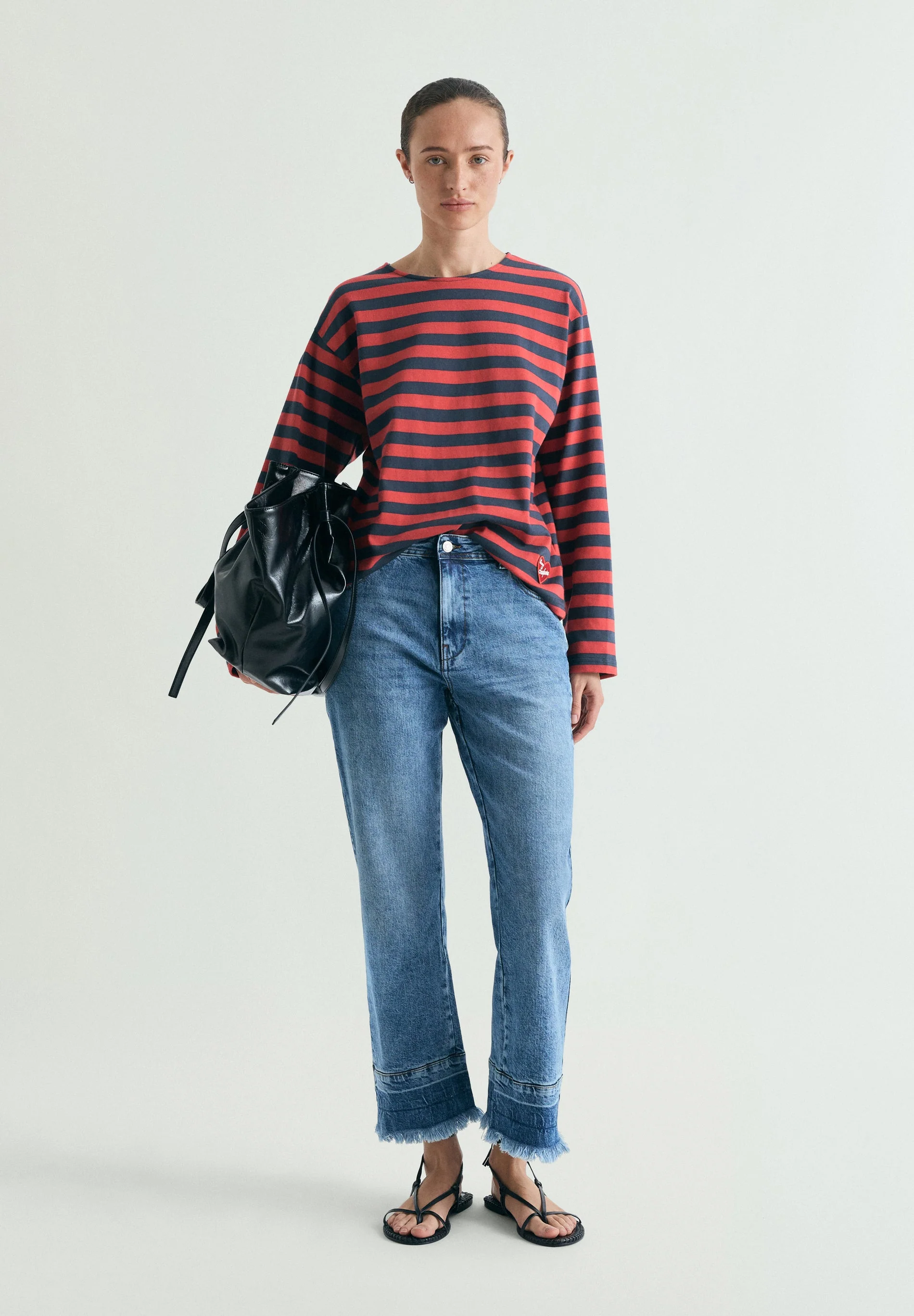 FADED FRAYED EDGE JEANS
