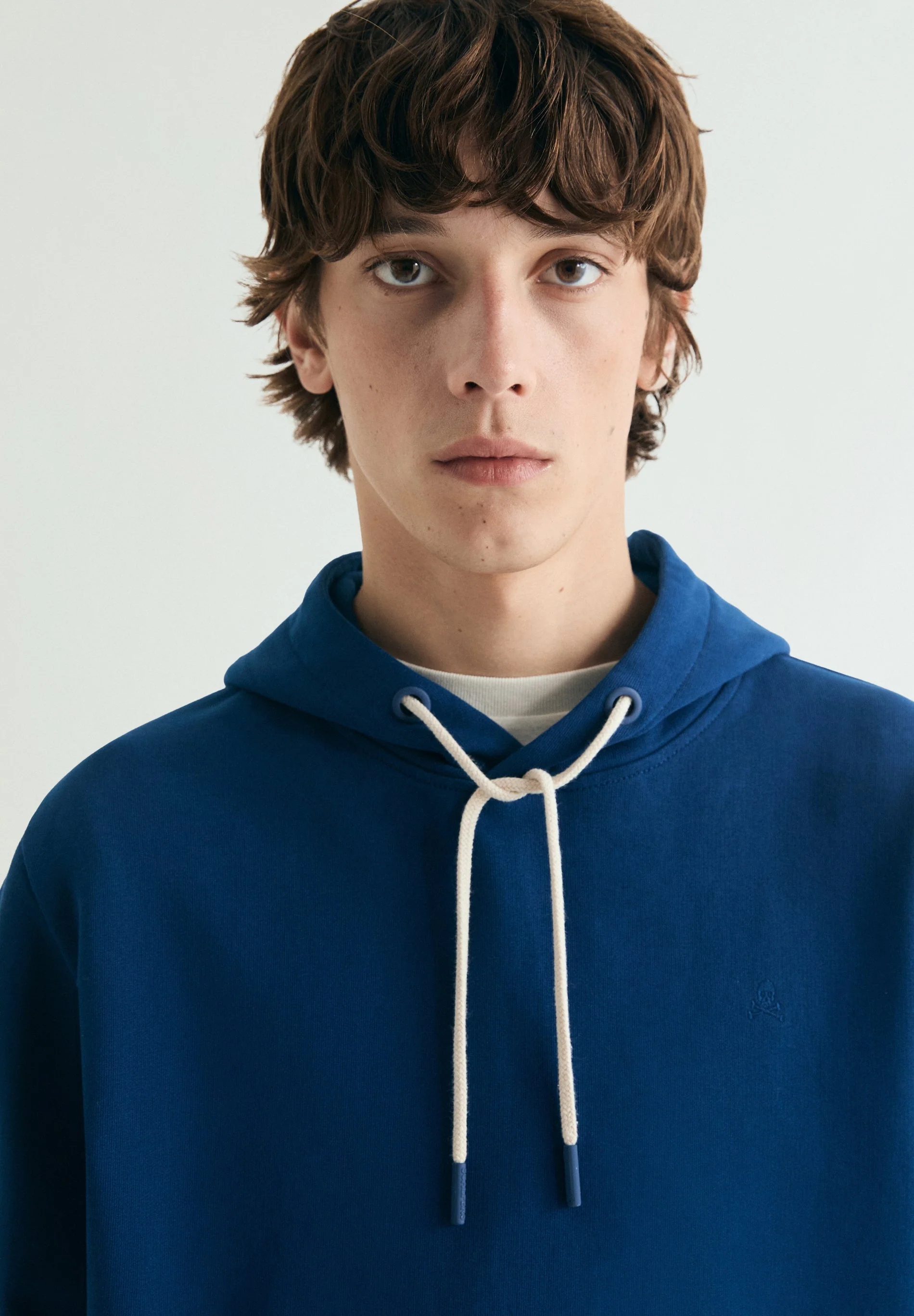 EMBROIDERED HOODIE - Image 4