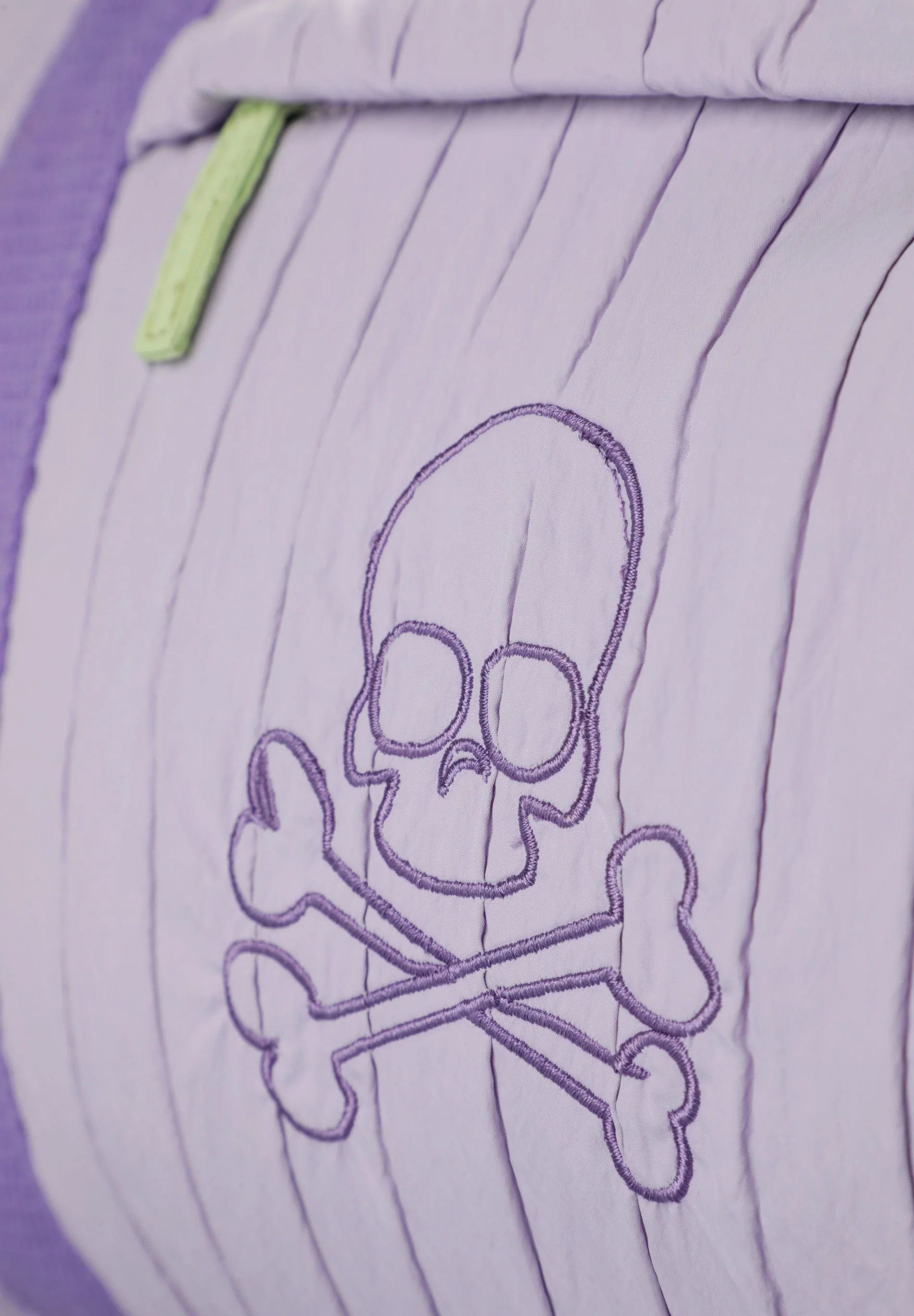 SKULL TRAVEL BAG - Image 6