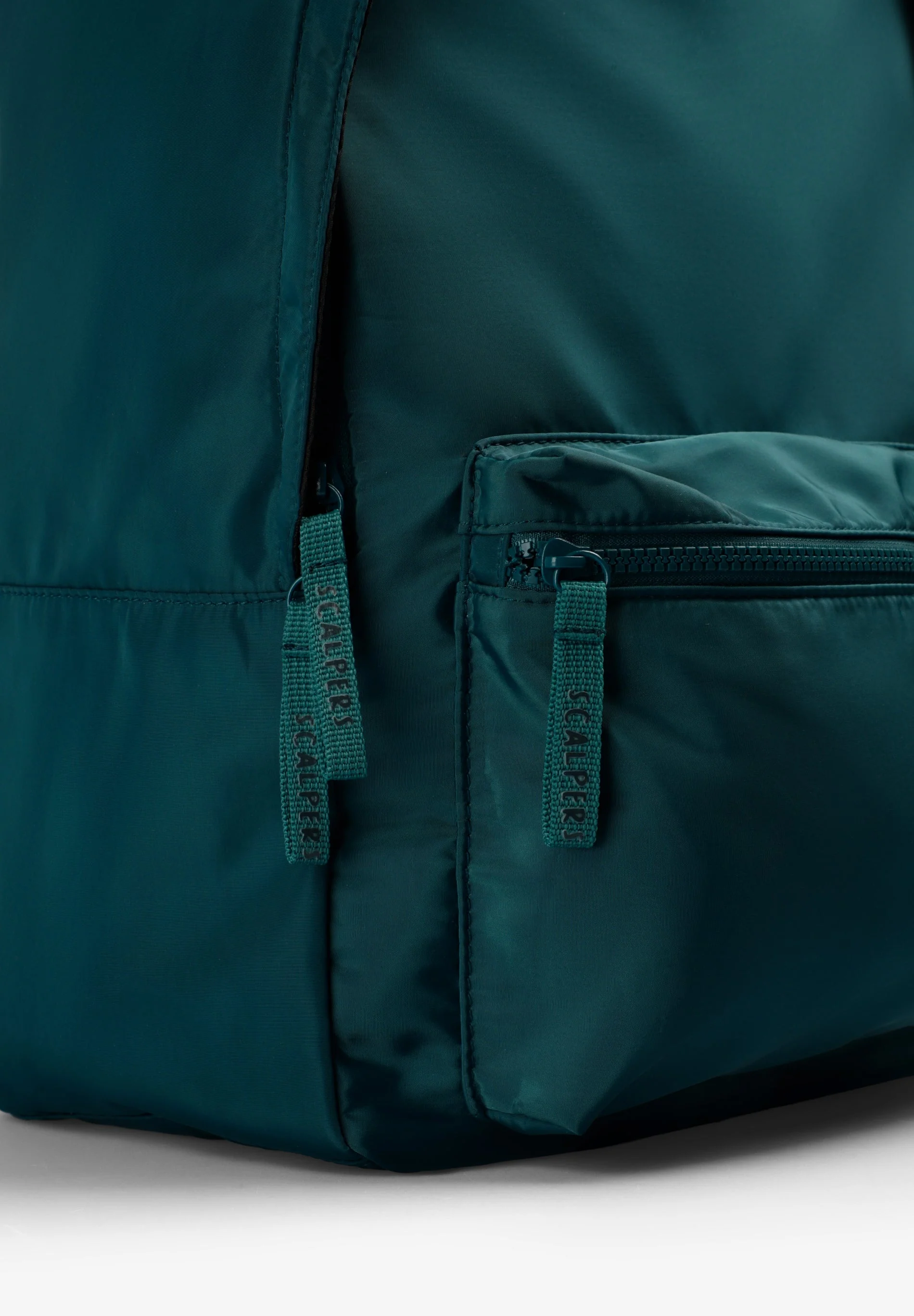 TECHNICAL BACKPACK WITH SKULL - Image 5