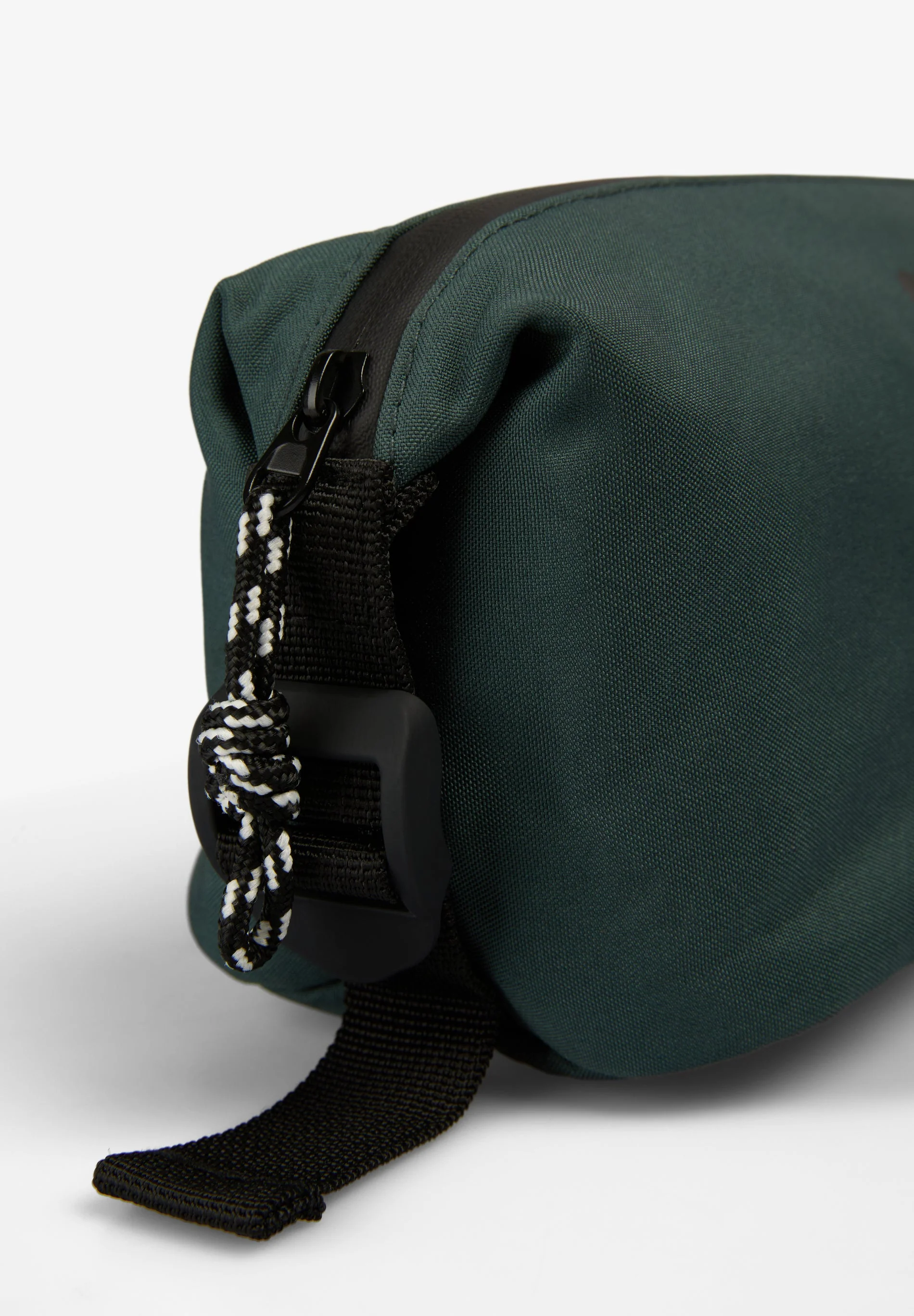 TECHNICAL TOILETRY BAG WITH SKULL - Image 5