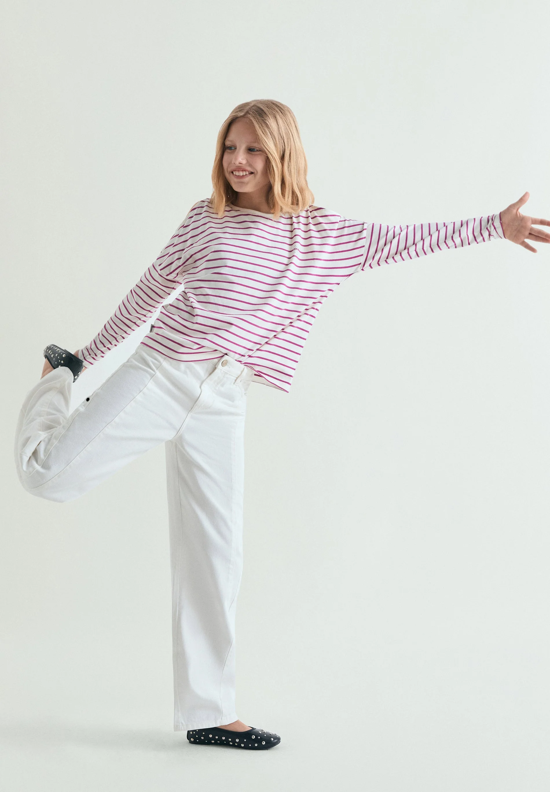 STRIPED CUT OUT T-SHIRT - Image 2